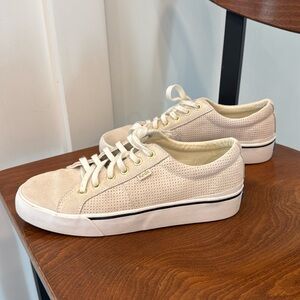 Women’s Keds cute sneaker tan and white gold accents size 8.5 EUC